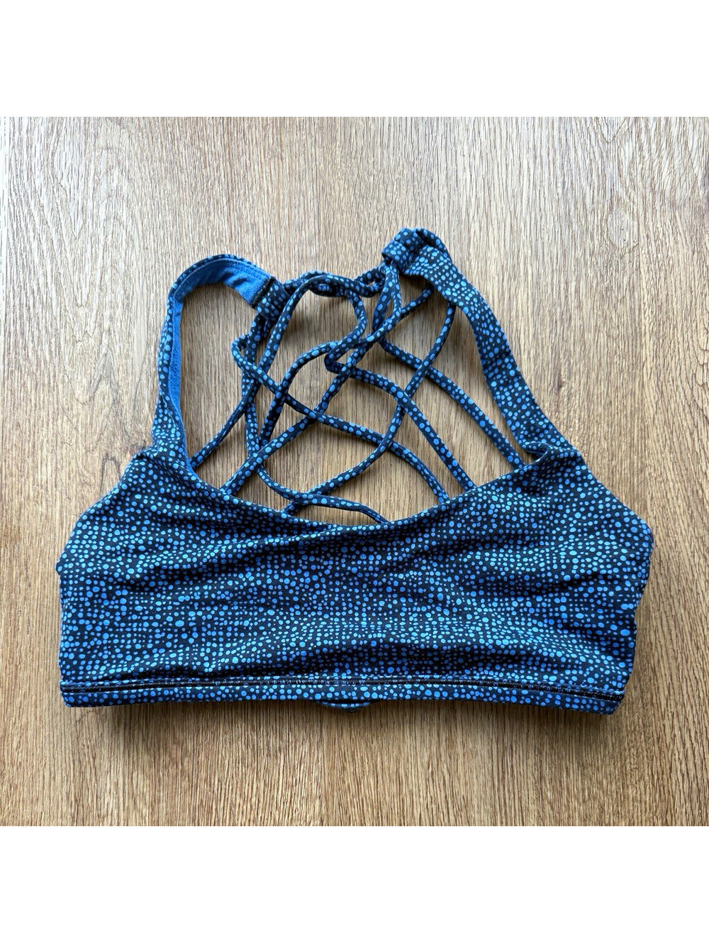 Lululemon Energy Strappy Sports Bra Size 4 Blue Dot Print Criss Cross Back